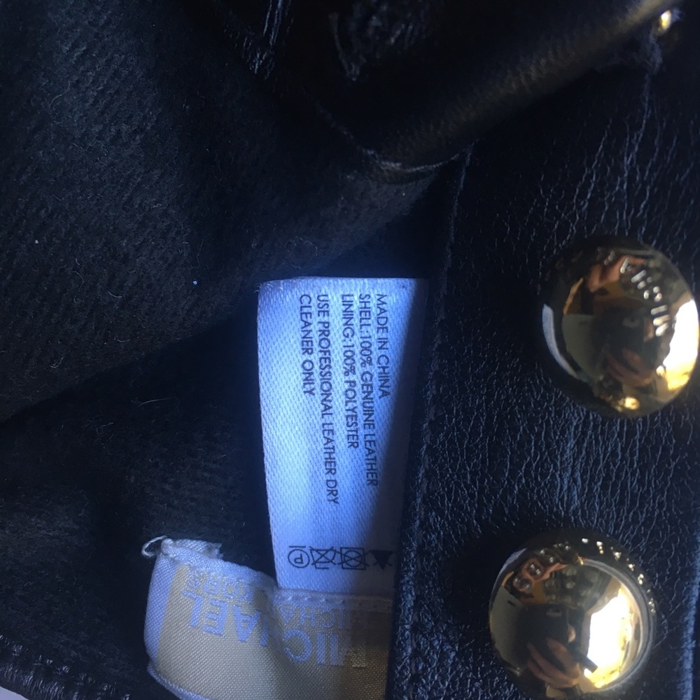 Michael Kors Black Leather Gloves - Picture 3 of 5
